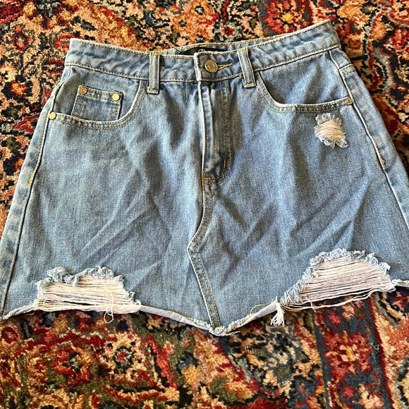 Missguided Dresses & Skirts - Misguided denim skirt